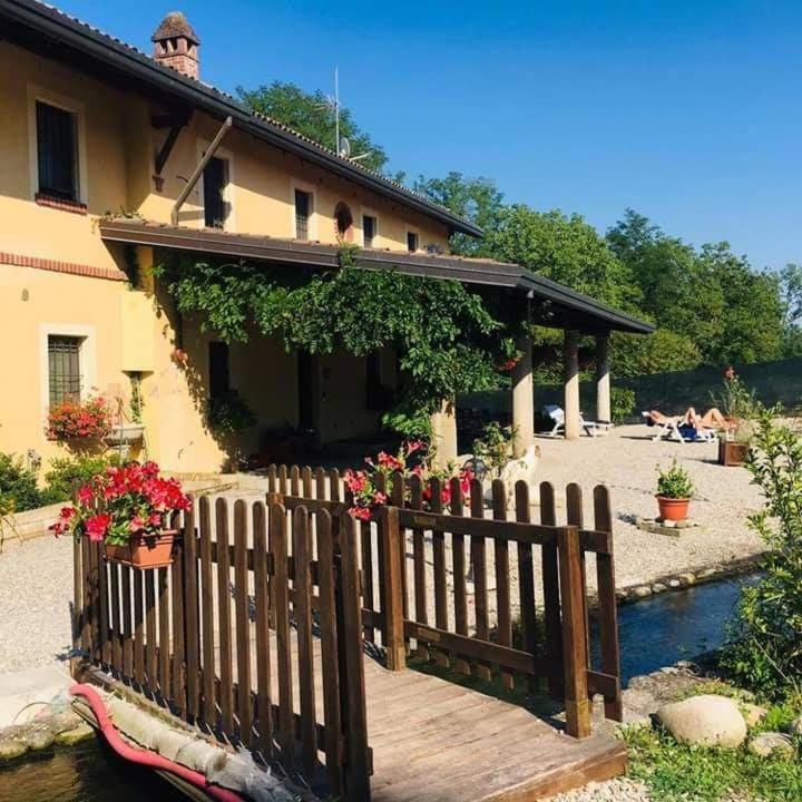 Agriturismo Helianthus Oleggio Eksteriør bilde